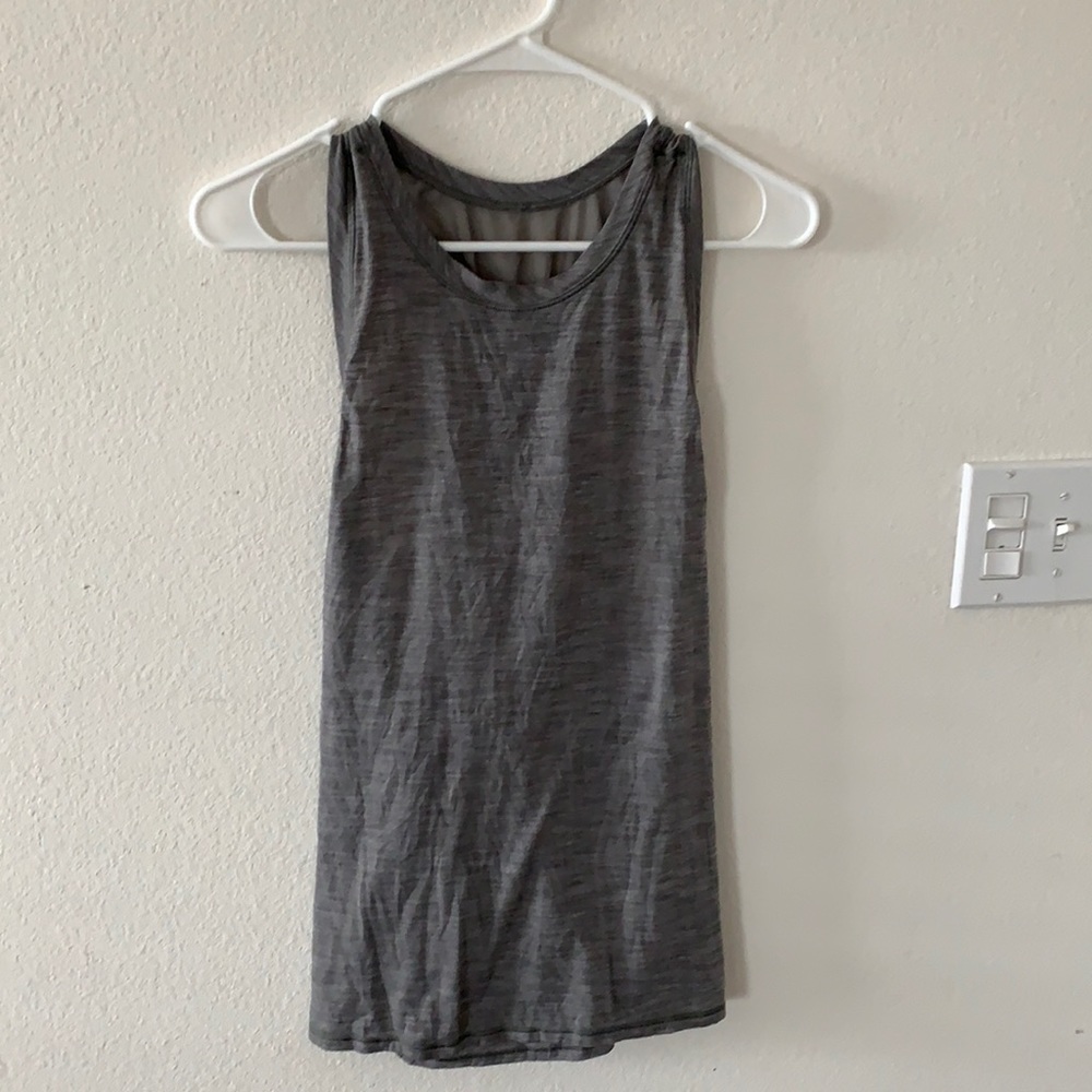 Lululemon tank